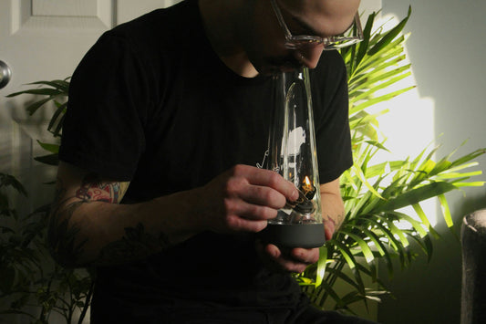 What are the Different Types of Cannabis Accessories? - The Bong Baron