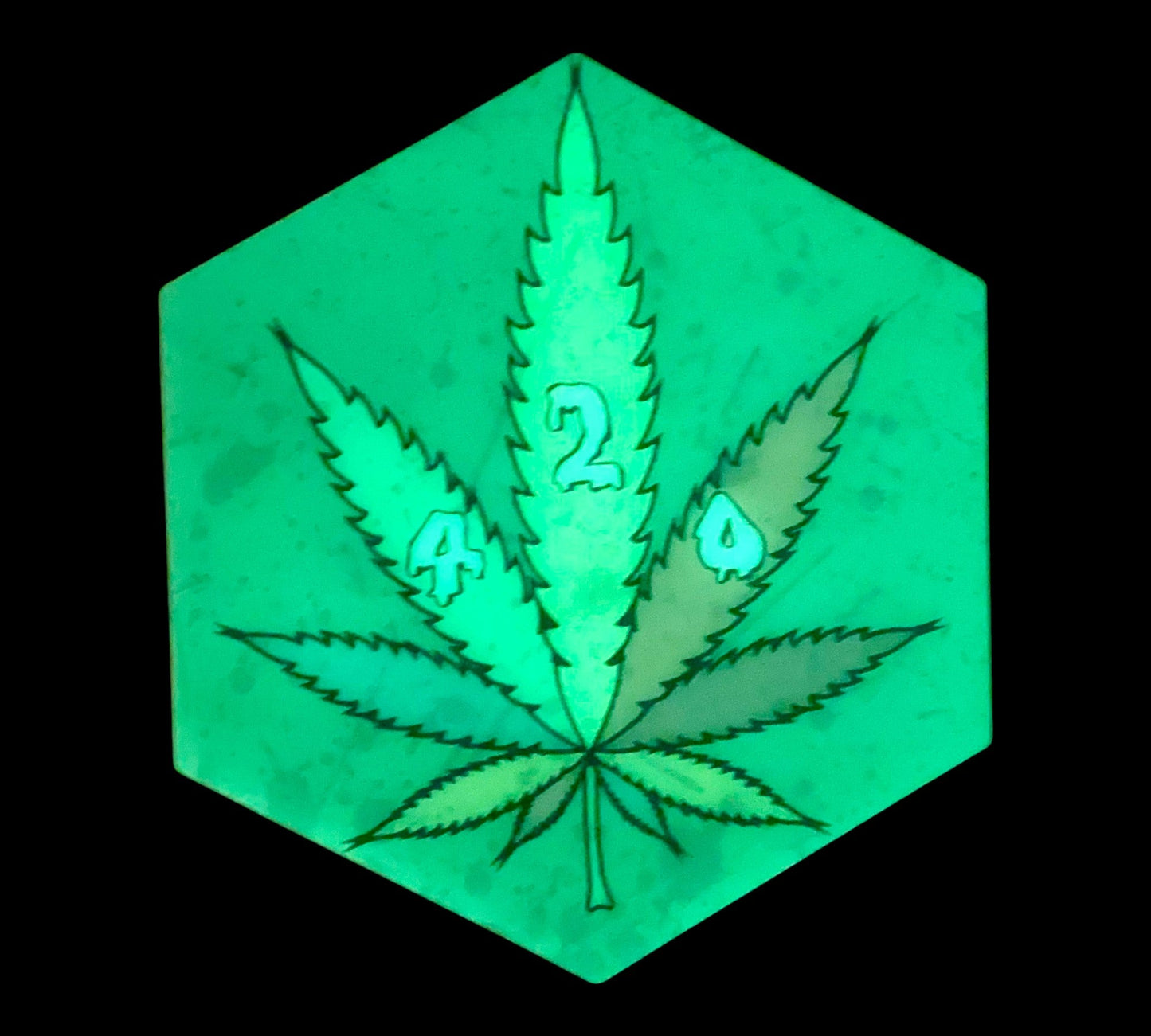 420 Glow in the Dark Dab and Bong Mat 14cm - The Bong Baron