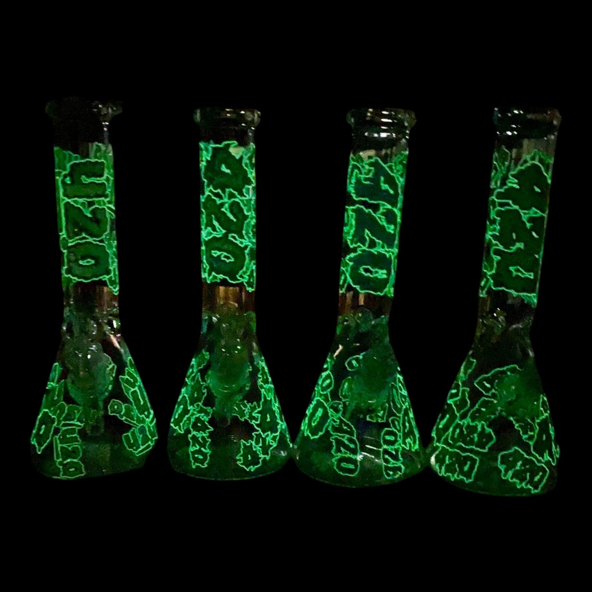 Glow in Dark 420 Beaker Bong 25cm - The Bong Baron